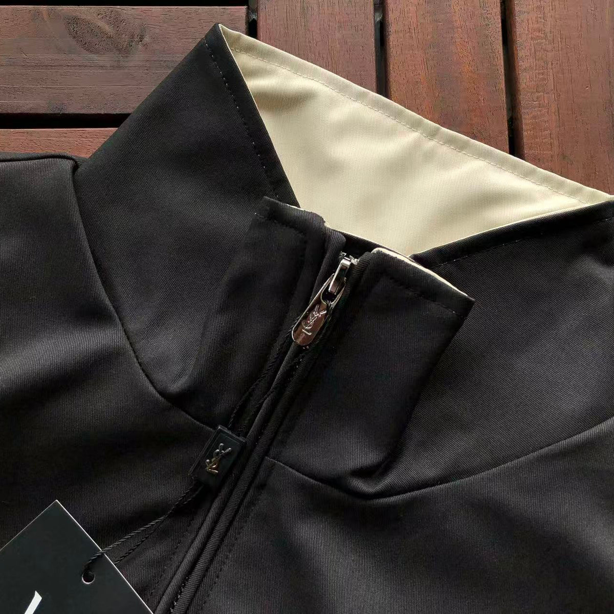 Jaqueta Yves Saint Laurent - Modelo Premium