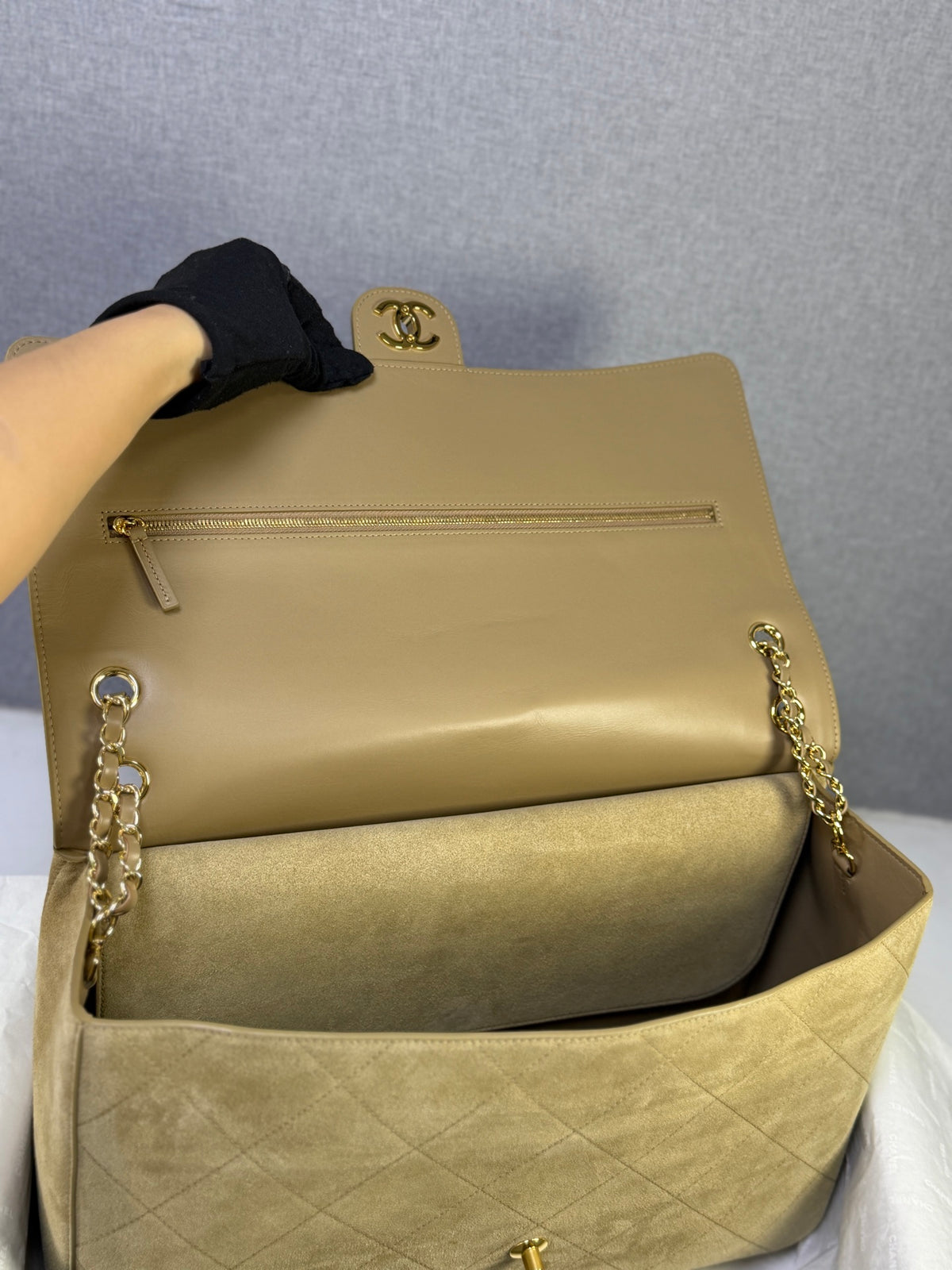 Bolsa Chanel Maxi Flap - 38.5cm