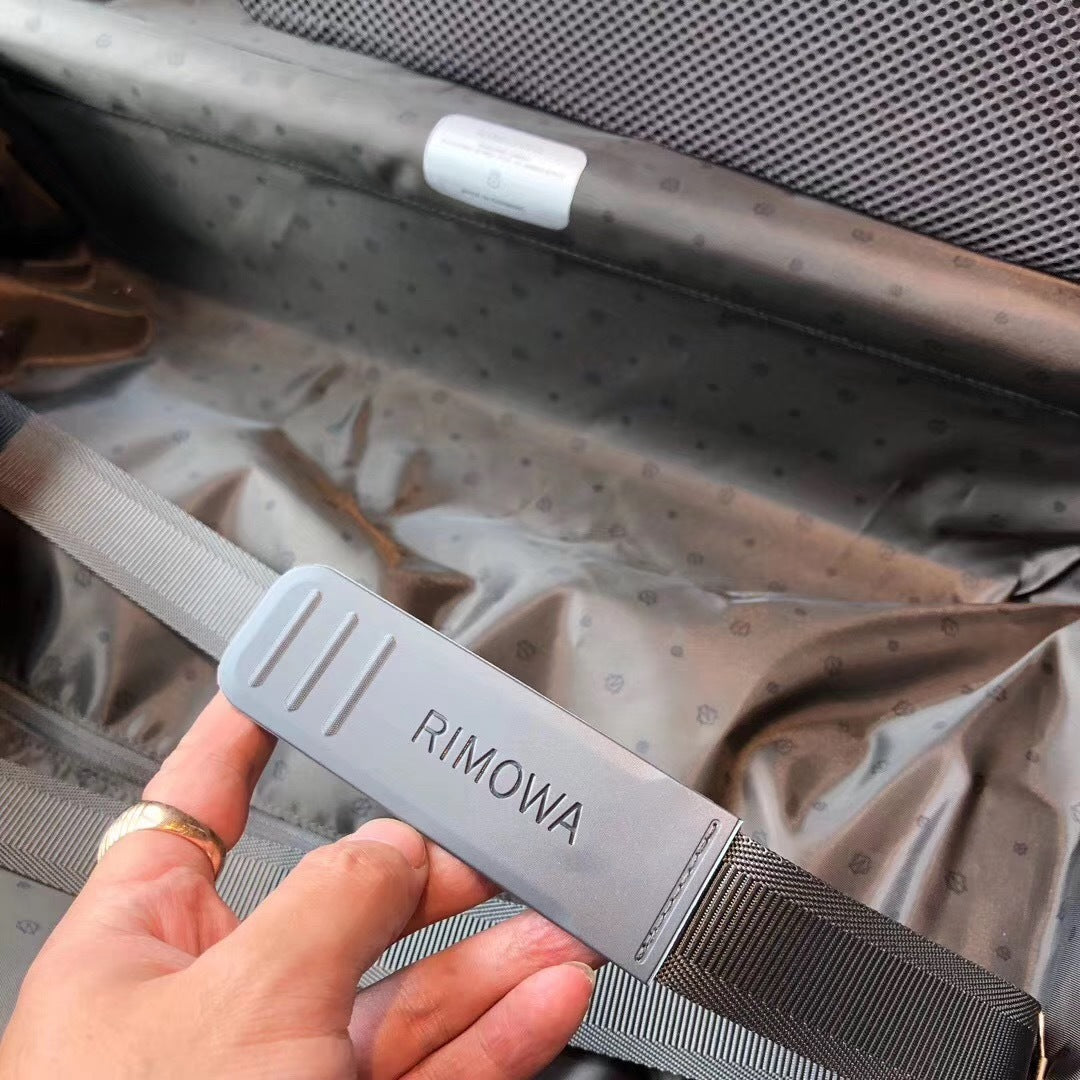 Mala Rimowa de Bordo All Black - Preto Fosco
