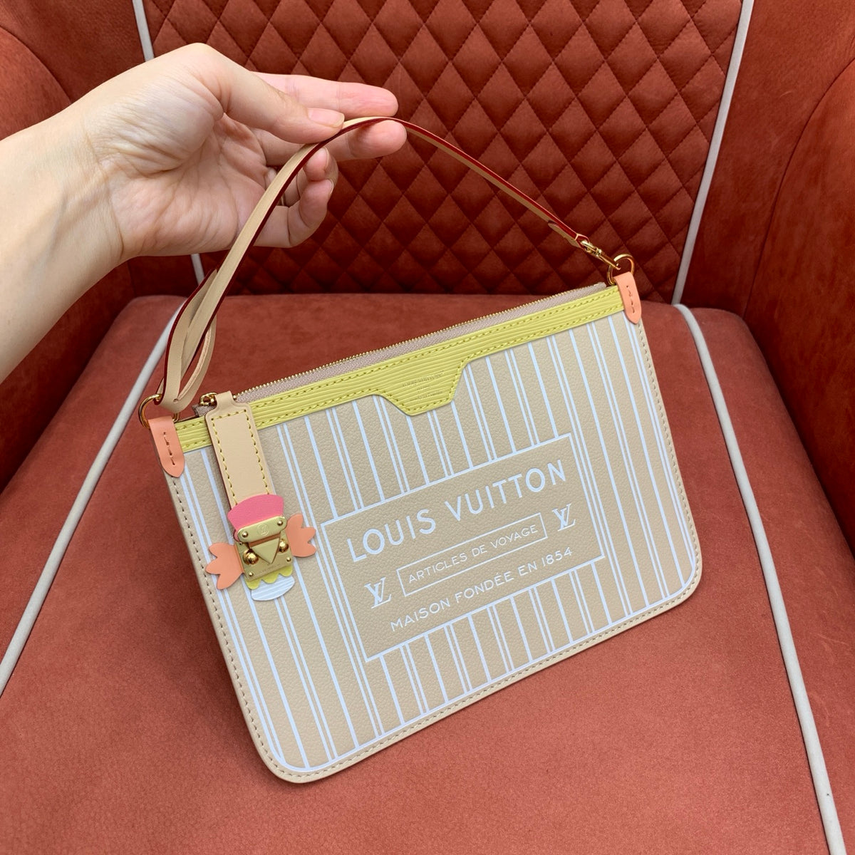 Bolsa Louis Vuitton Neverfull Inside Out MM – 31 cm