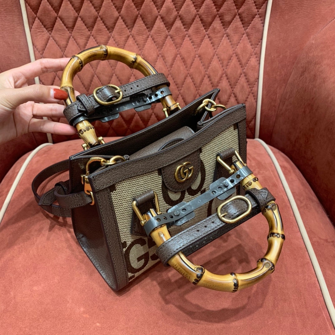 Gucci Diana Mini Jumbo GG