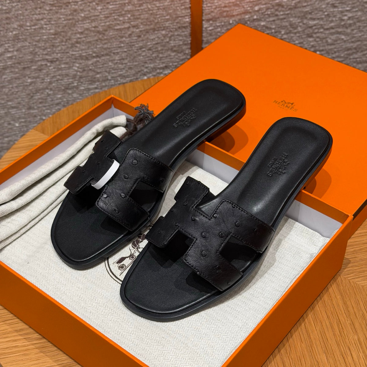 Hermès Oran – Couro de Avestruz