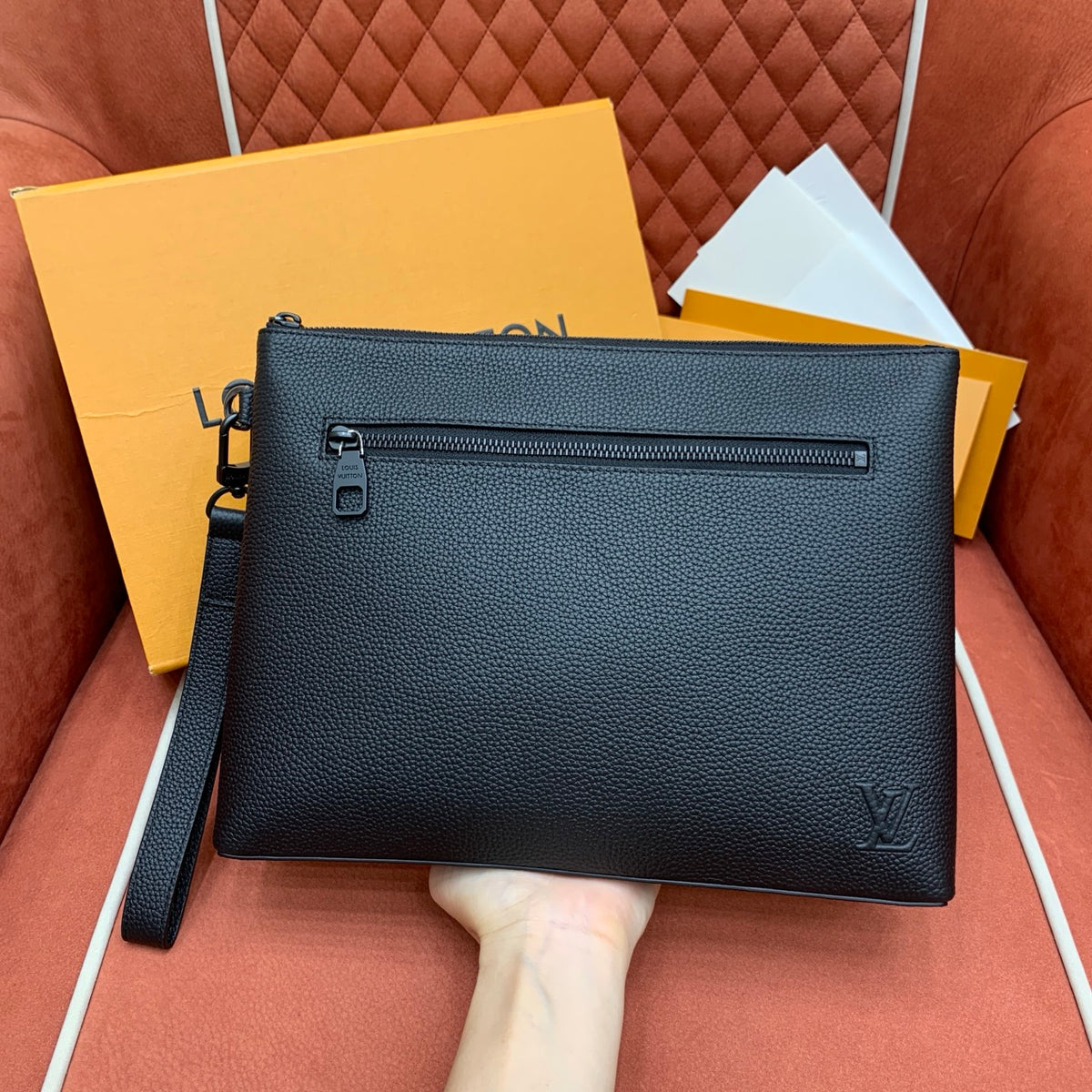 Bolsa Louis Vuitton Takeoff - 30 cm