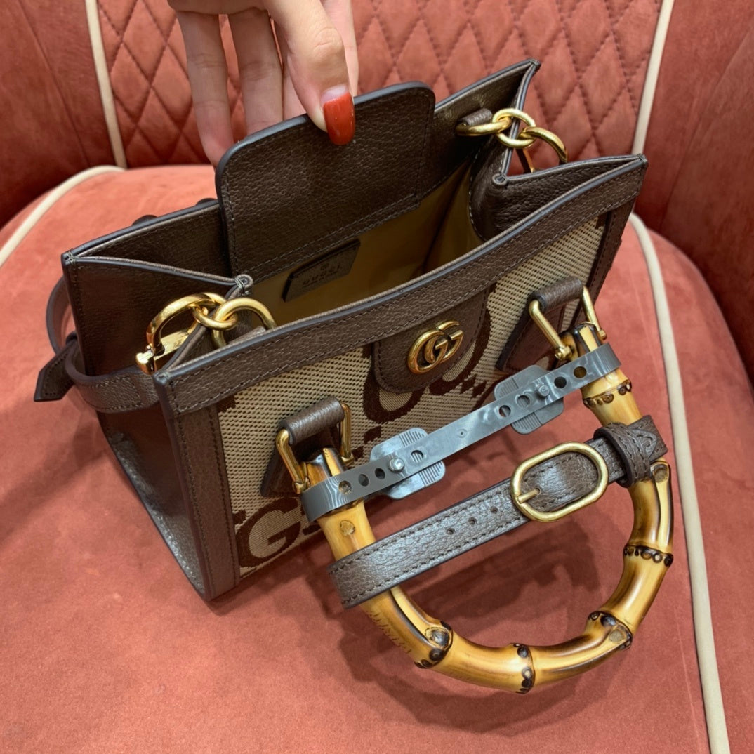 Gucci Diana Mini Jumbo GG