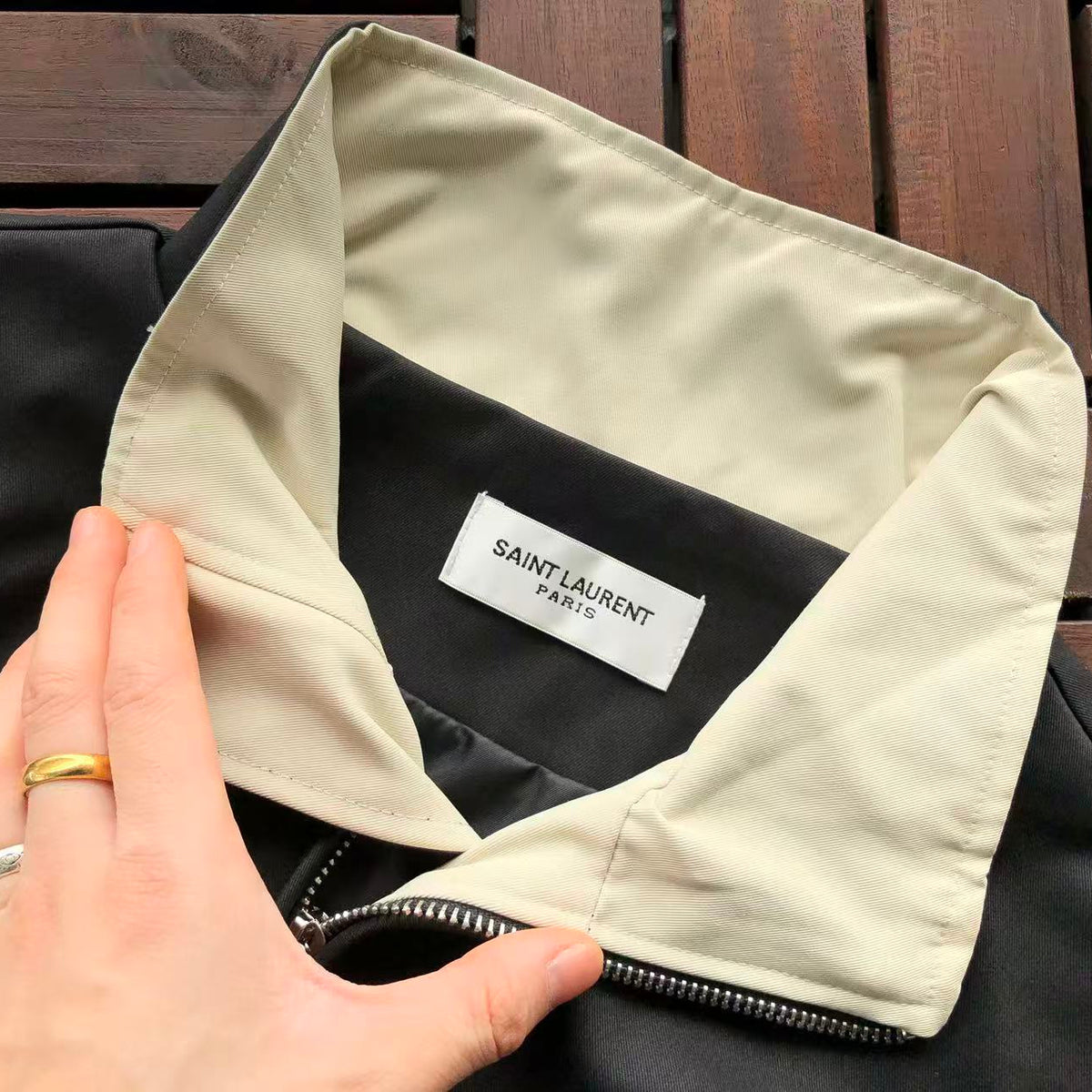 Jaqueta Yves Saint Laurent - Modelo Premium