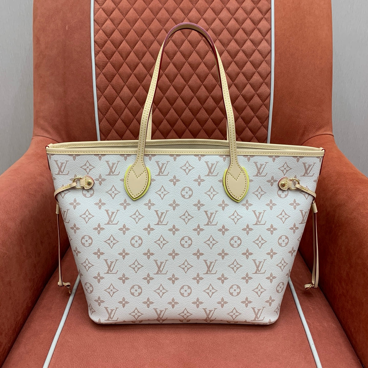 Bolsa Louis Vuitton Neverfull Inside Out MM – 31 cm