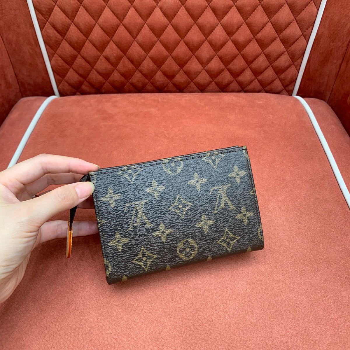 Louis Vuitton Pochette - 15 cm