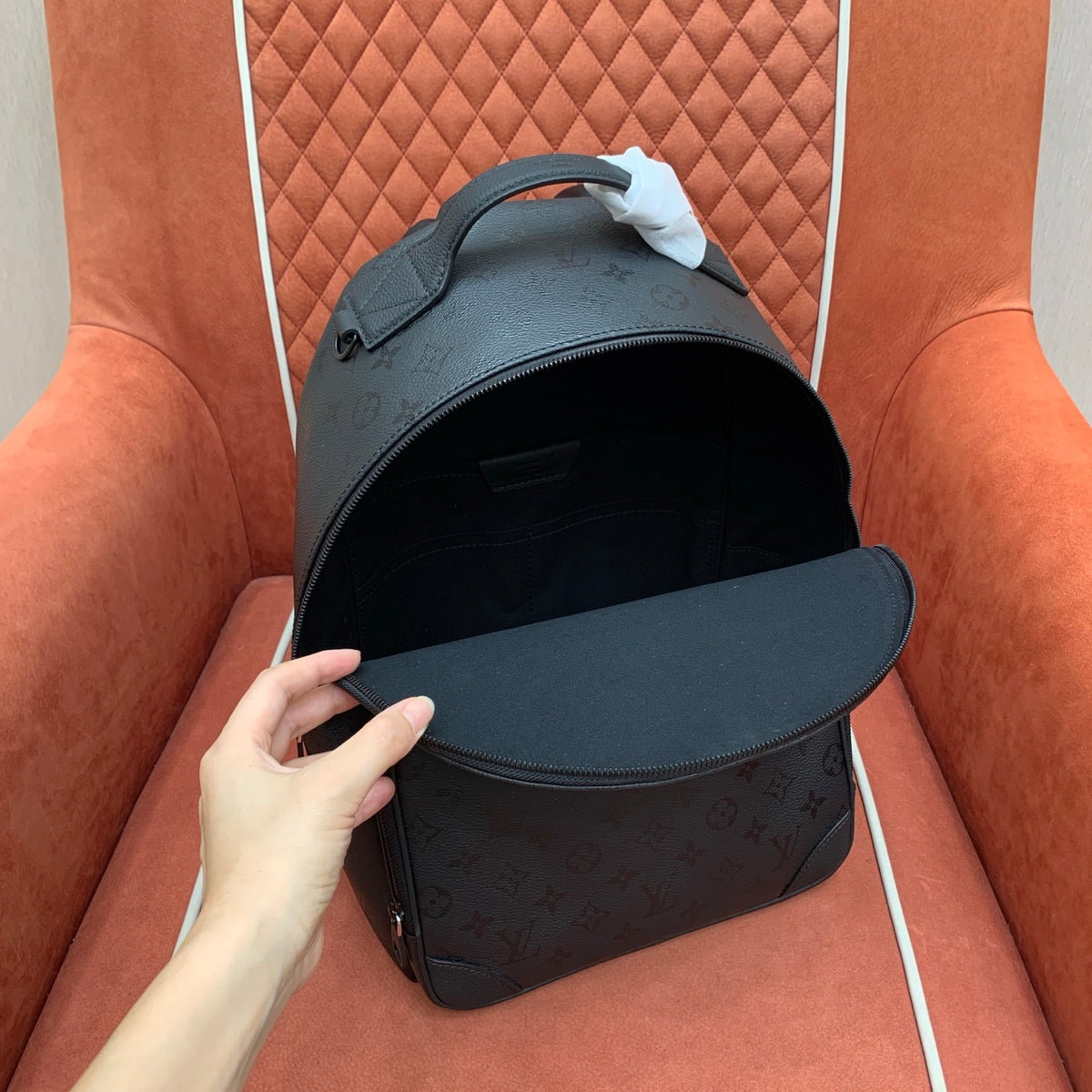 Mochila Louis Vuitton Discovery Cargo - 39 cm