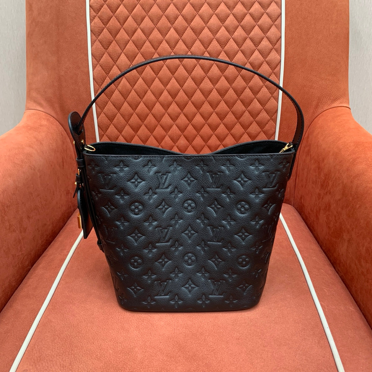 Bolsa Louis Vuitton All In - 24 cm