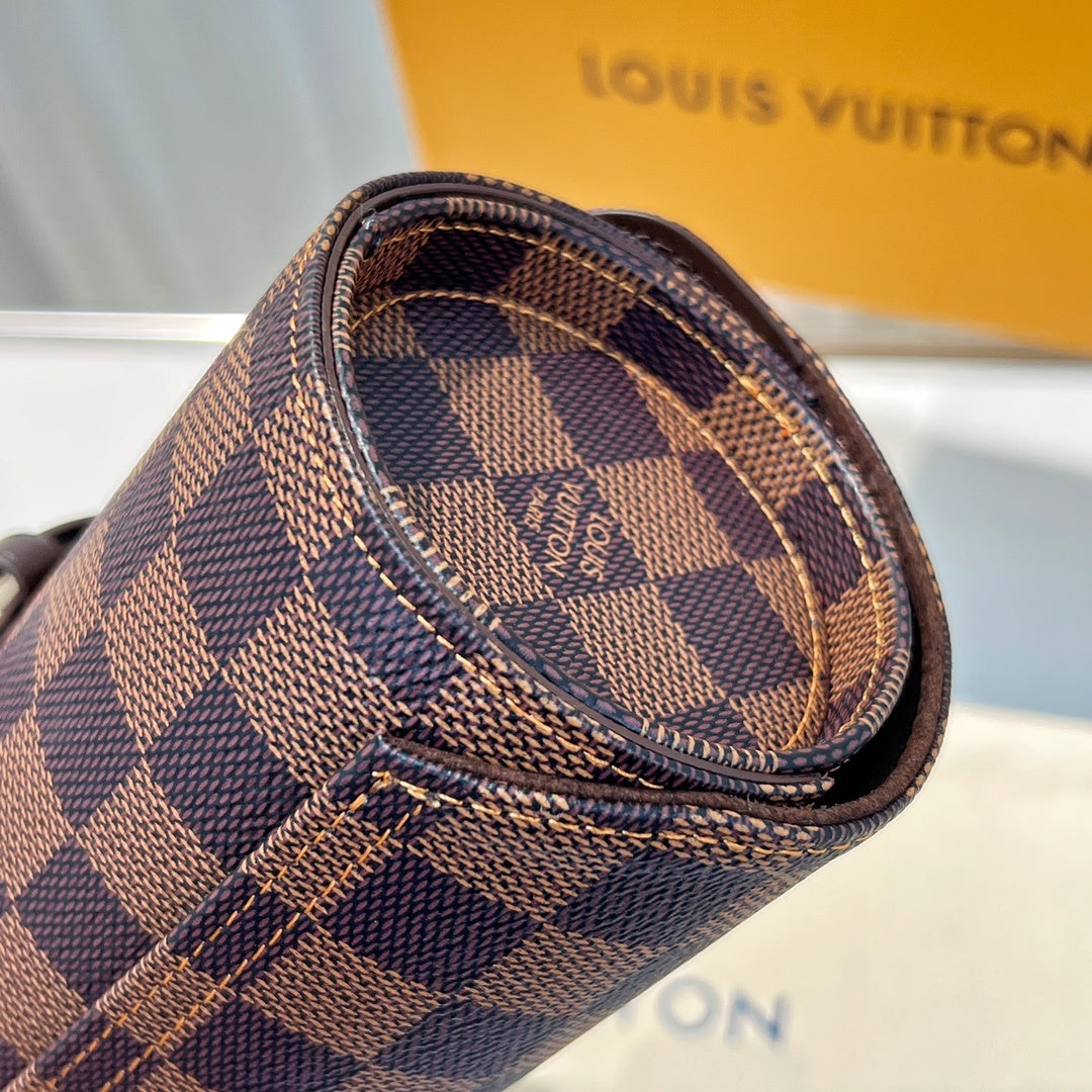 Porta-Relógios Louis Vuitton em couro genuíno