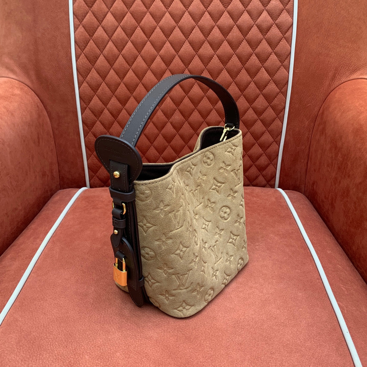 Bolsa Louis Vuitton All In BB - 18 cm