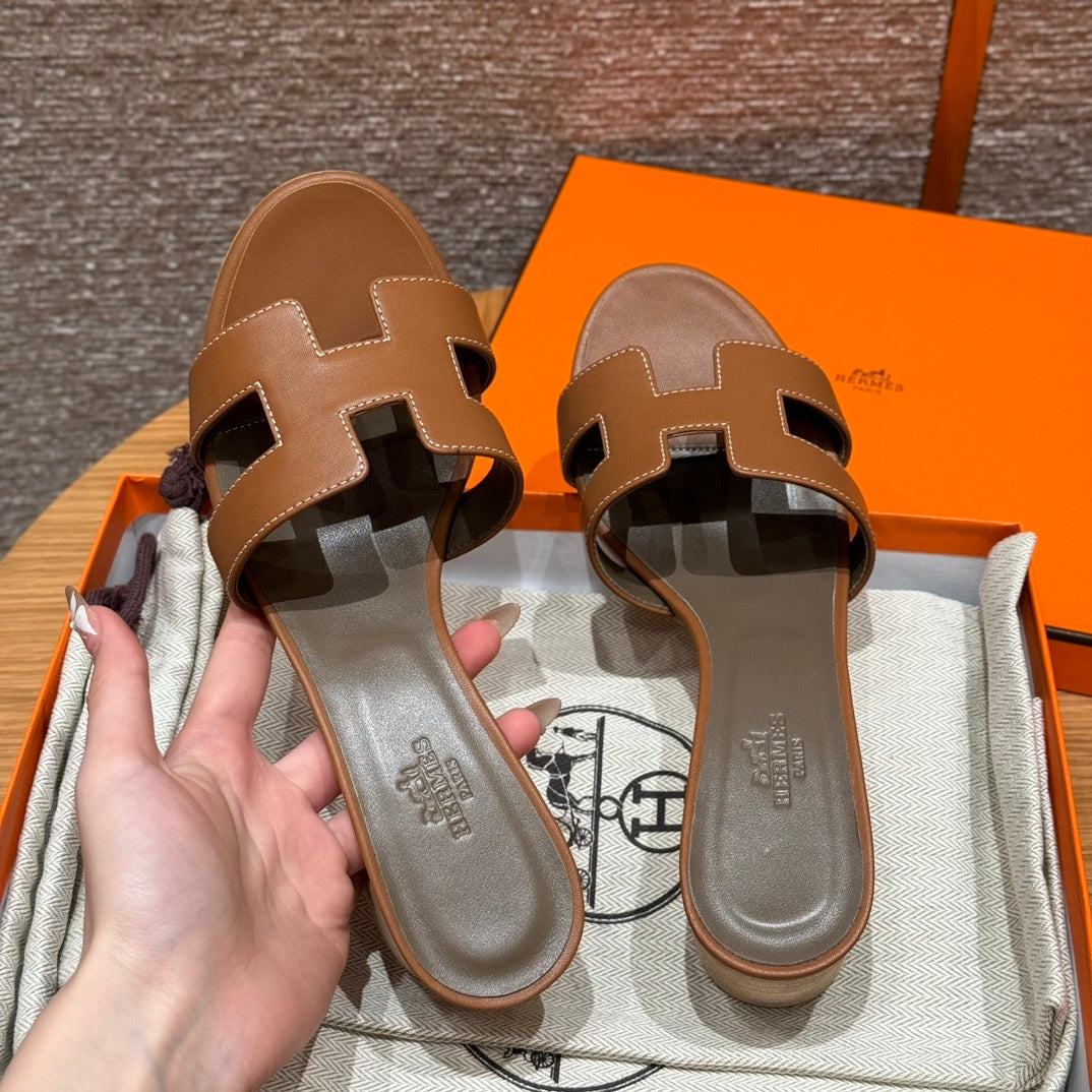Hermès Oasis - Couro Liso