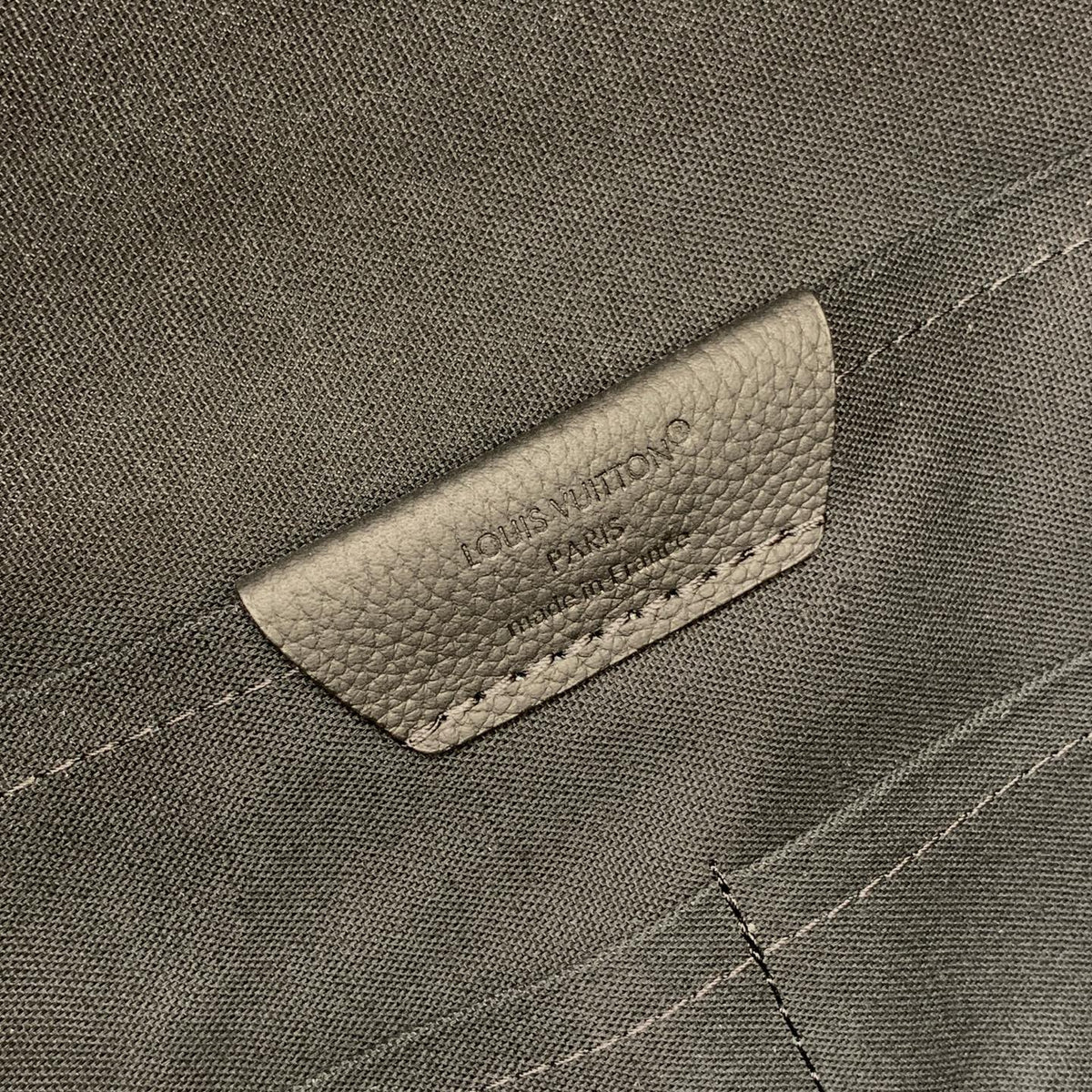Mochila Louis Vuitton Discovery Cargo - 39 cm
