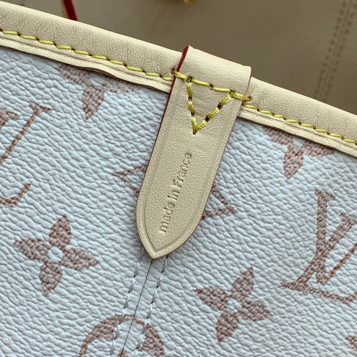 Bolsa Louis Vuitton Neverfull Inside Out MM – 31 cm