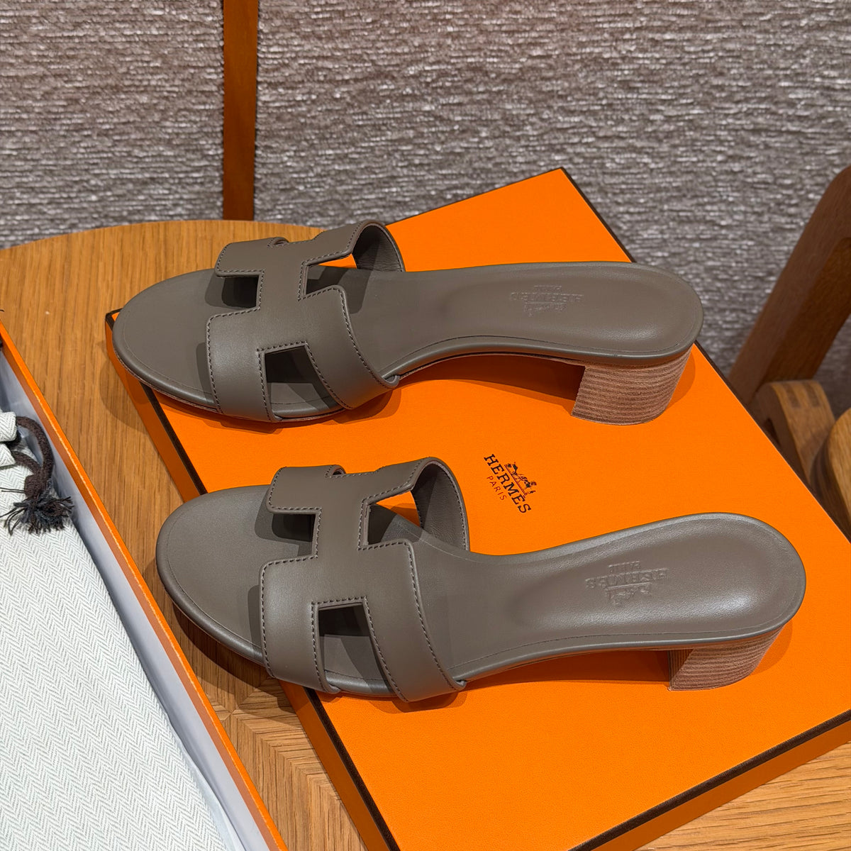 Hermès Oasis - Couro Liso