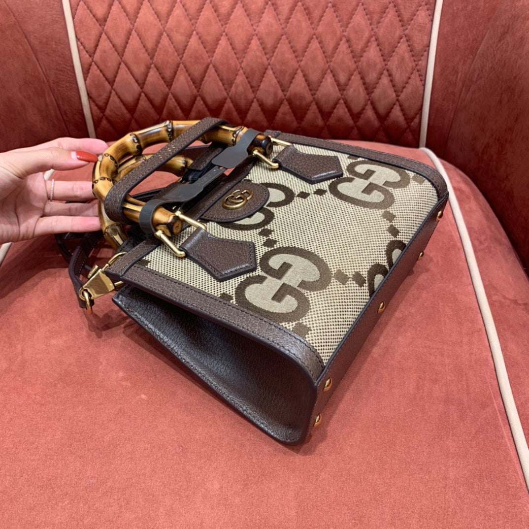 Gucci Diana Mini Jumbo GG