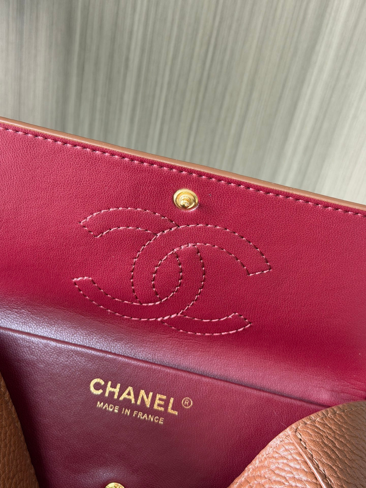 Bolsa Chanel Mini Flap - 20cm - Ferragens douradas