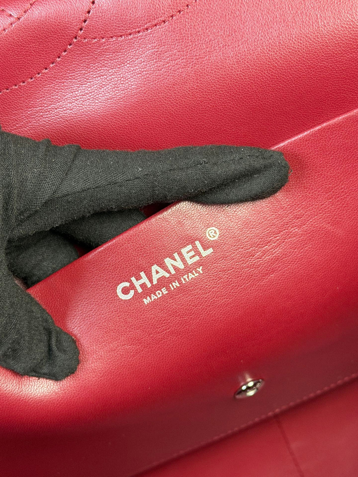 Bolsa Chanel Maxi Flap - 38.5cm