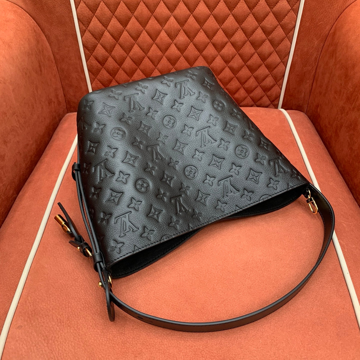 Bolsa Louis Vuitton All In - 24 cm