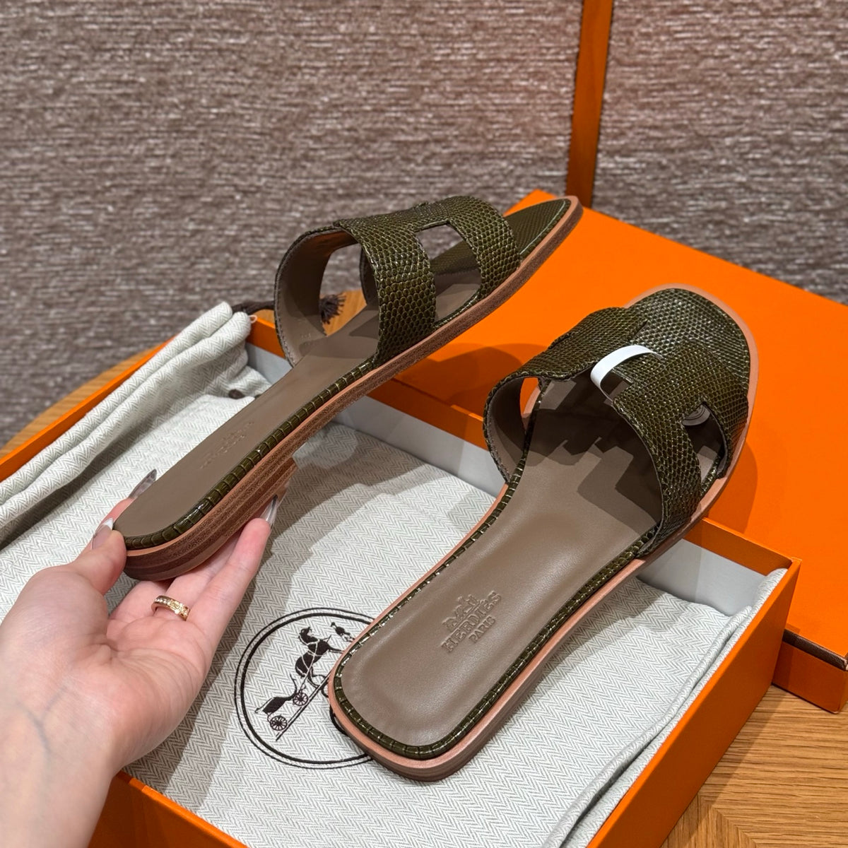 Hermès Oran – Couro Texturizado
