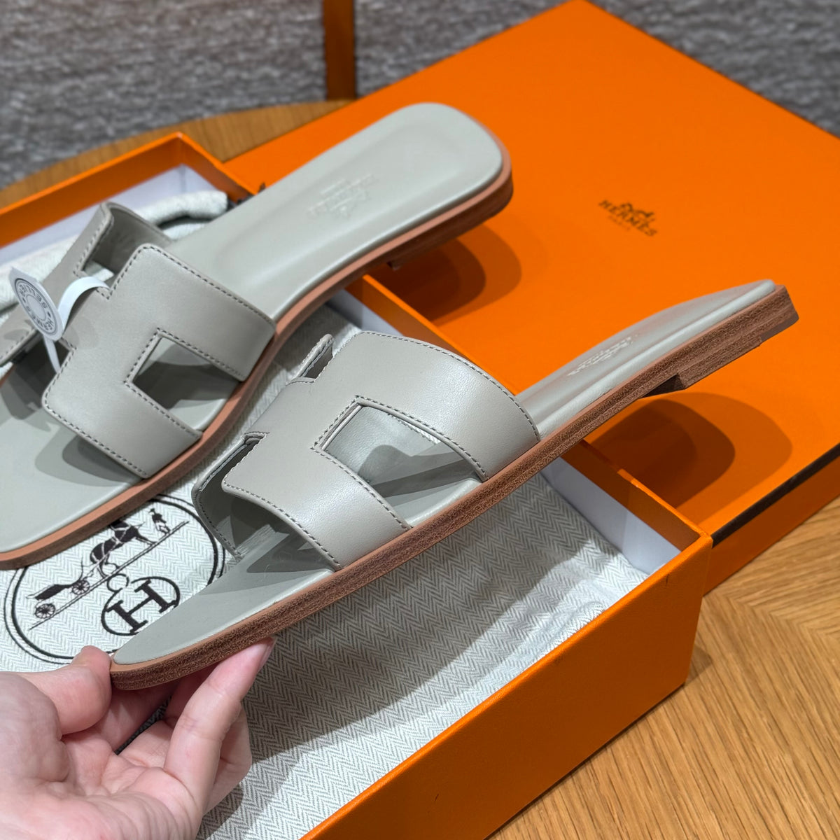 Hermès Oran – Couro Liso