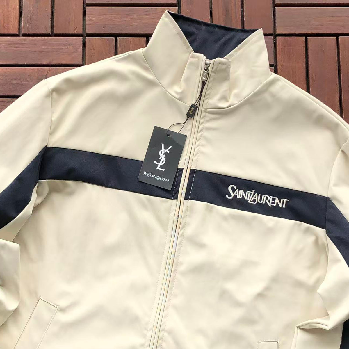Jaqueta Yves Saint Laurent - Modelo Premium
