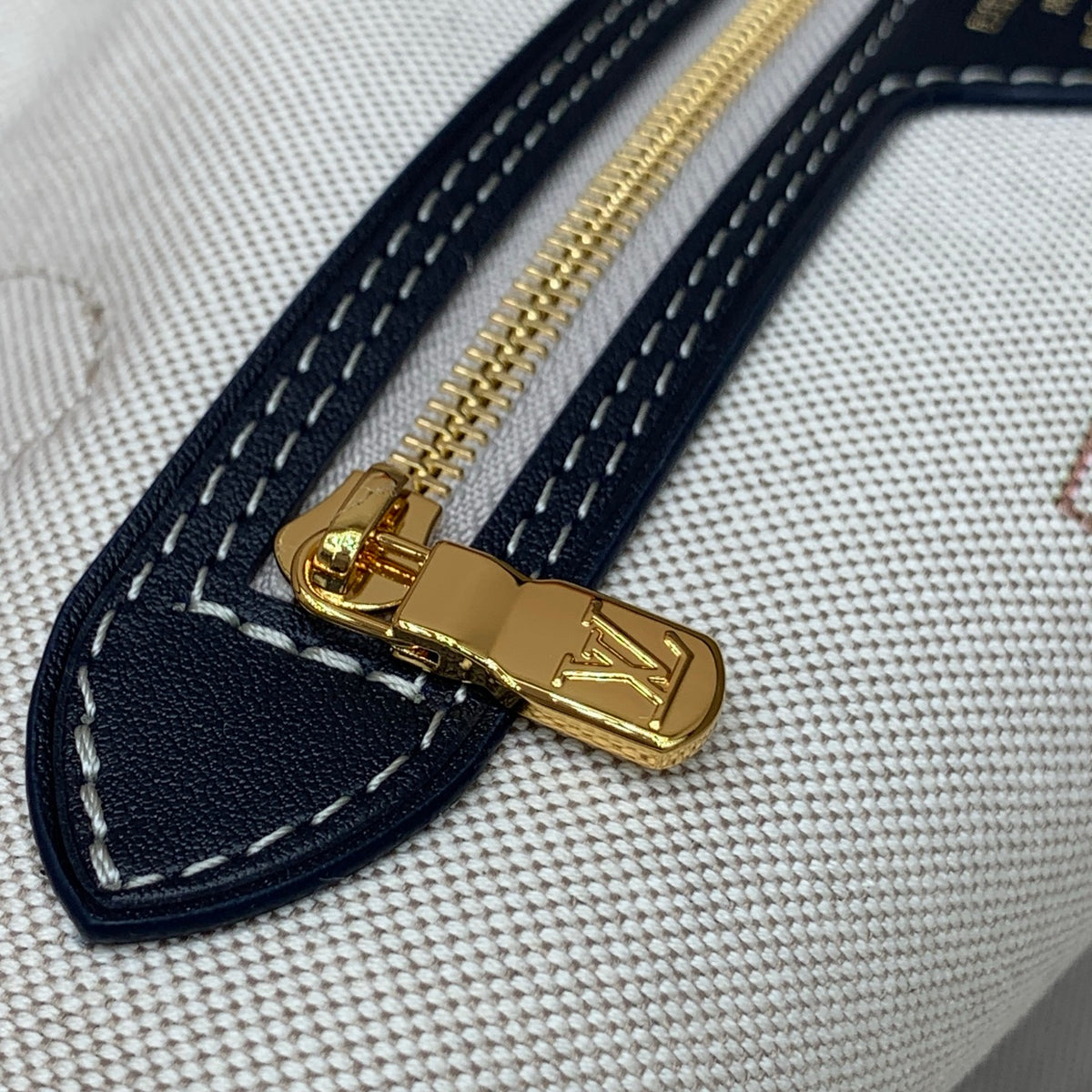 Bolsa Louis Vuitton Neverfull - 47 cm