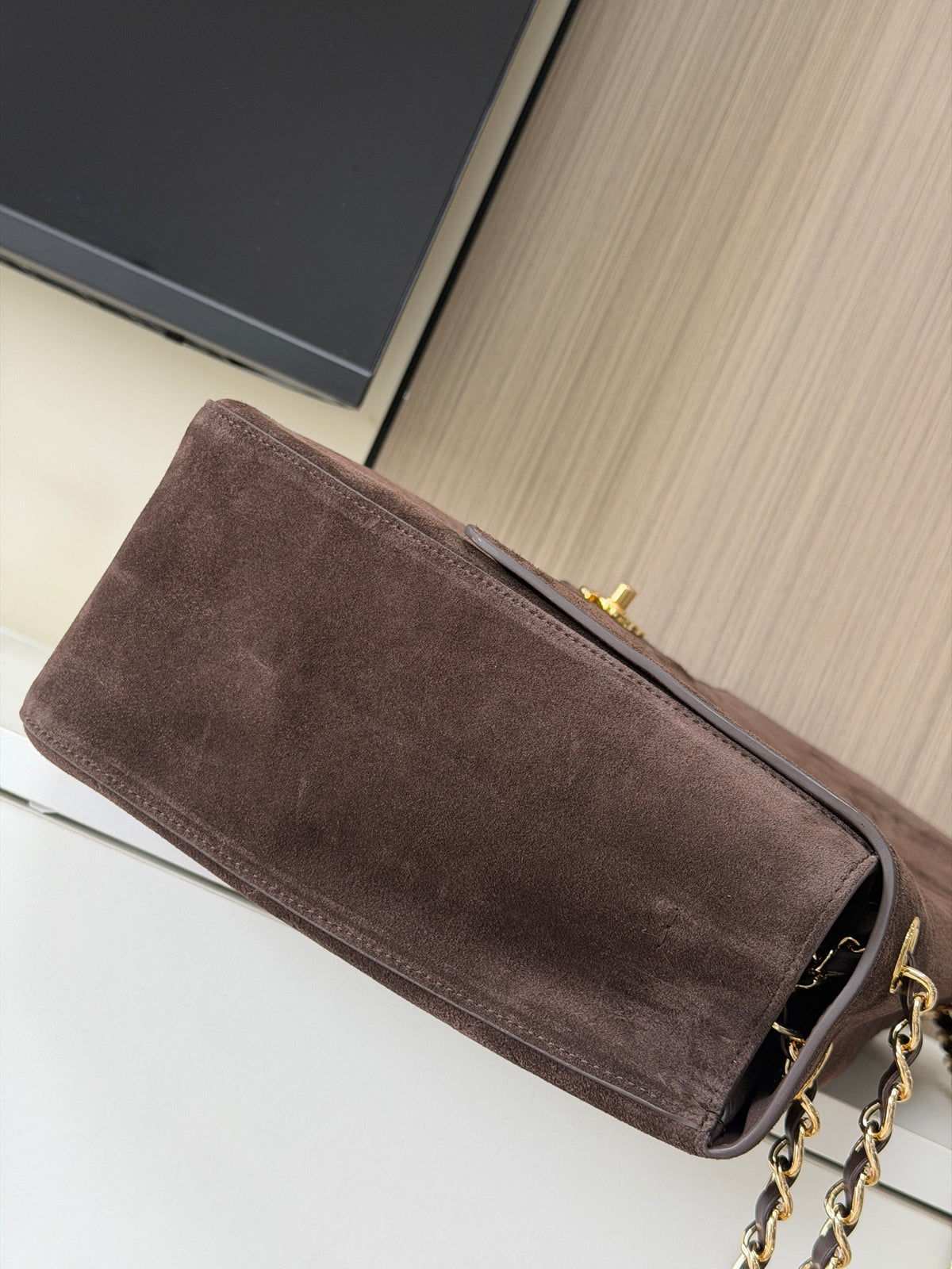 Bolsa Chanel Maxi Flap - 38.5cm