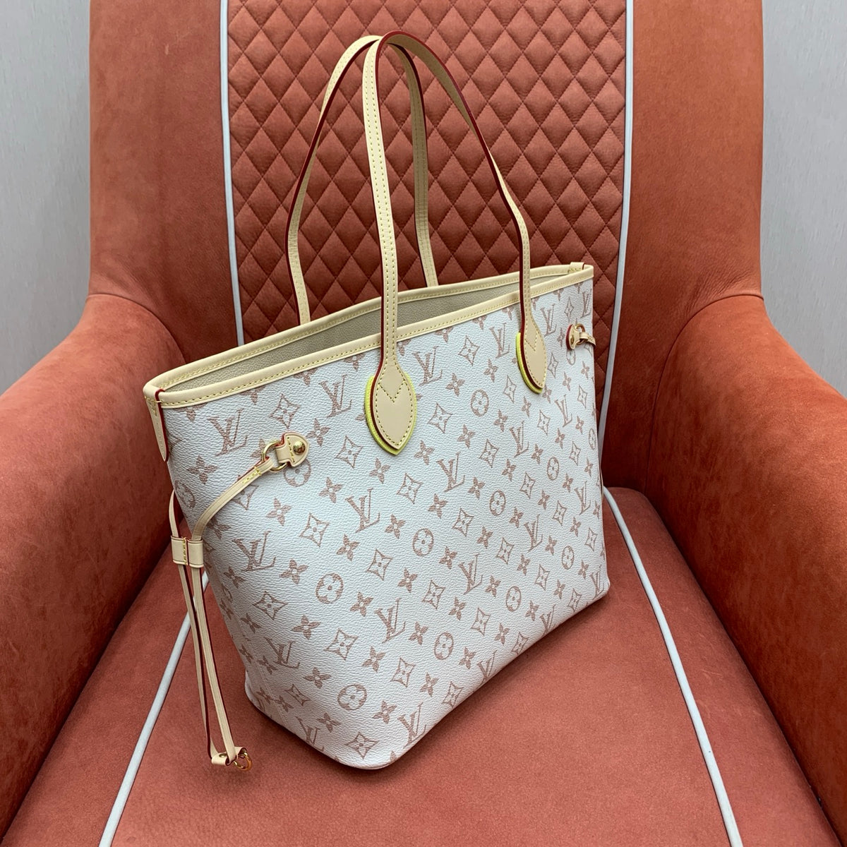Bolsa Louis Vuitton Neverfull Inside Out MM – 31 cm
