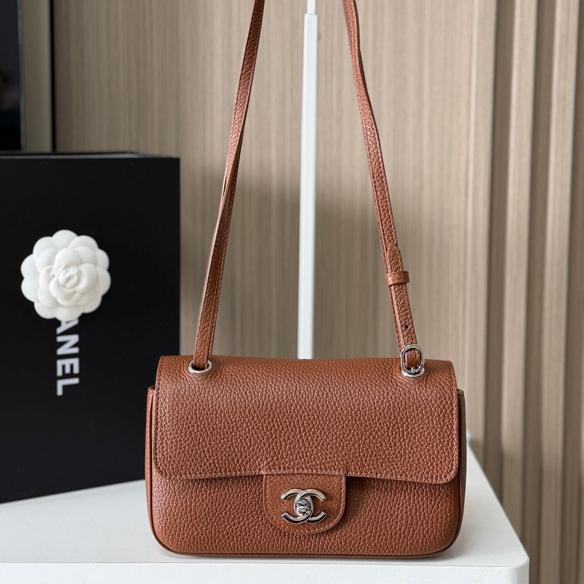Bolsa Chanel Mini Flap - 20cm - Ferragens prateadas