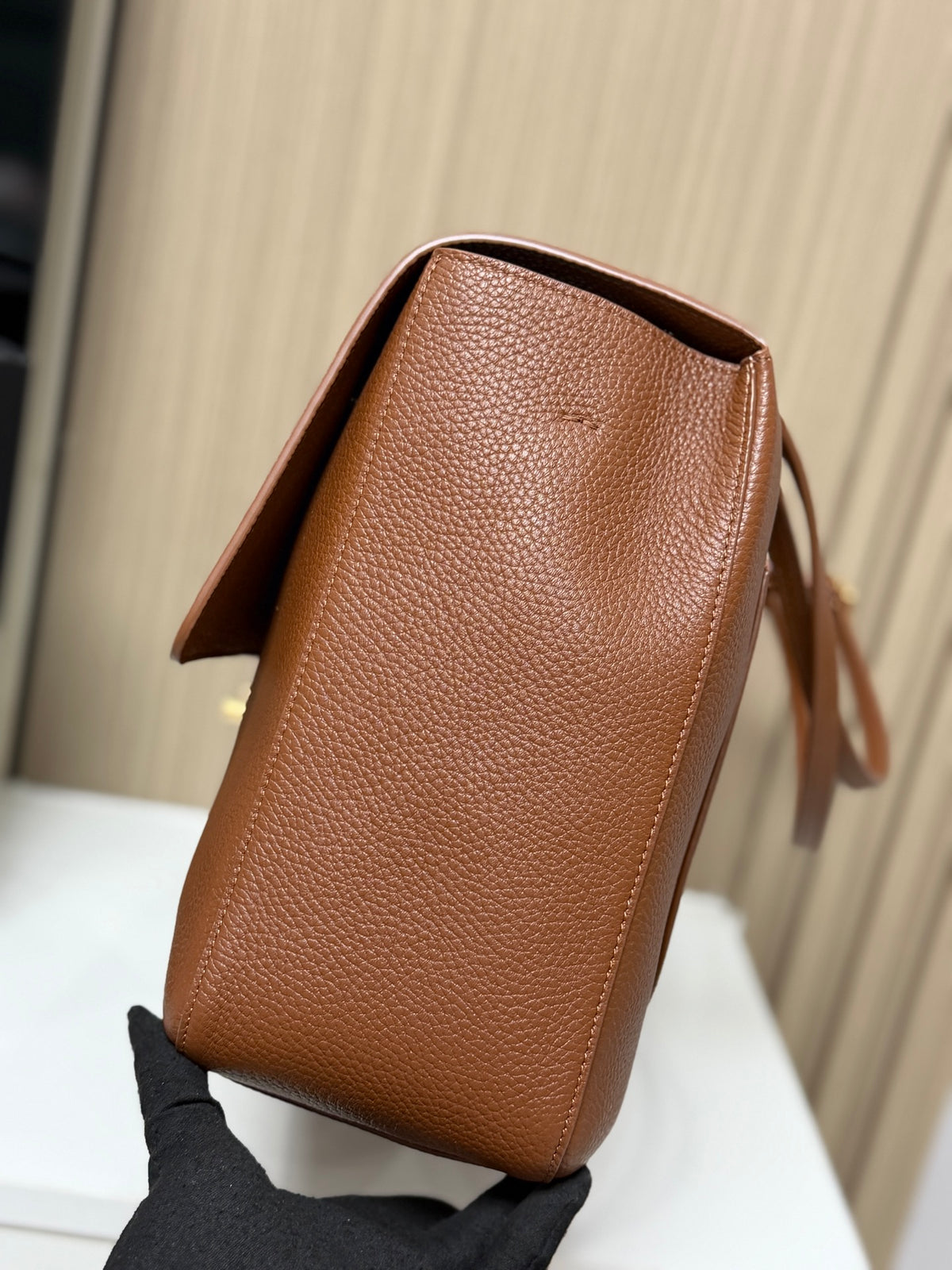 Bolsa Chanel Maxi Flap - 38.5cm