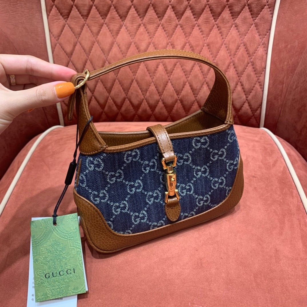 Gucci Jackie 1961 Mini GG Supreme