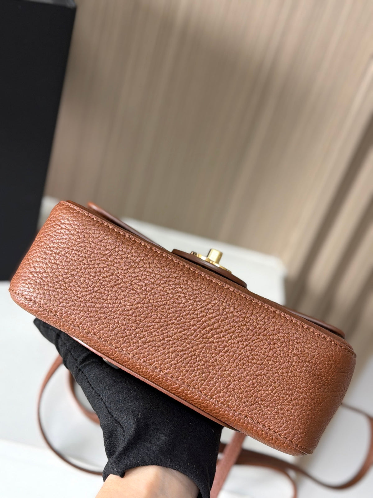 Bolsa Chanel Mini Flap - 20cm - Ferragens douradas