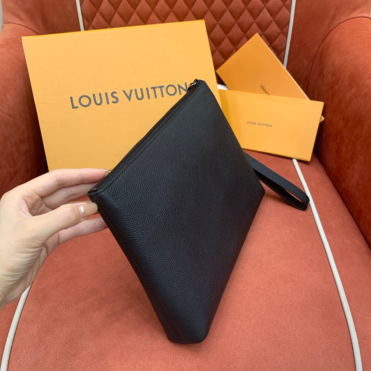 Bolsa Louis Vuitton Takeoff - 30 cm
