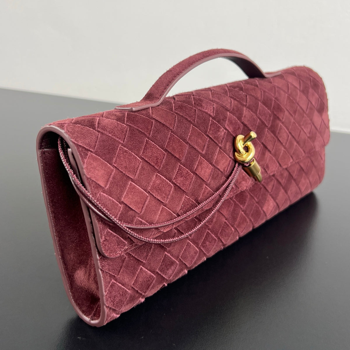Bottega Veneta Clutch Intrecciato Couro Genuíno - 31 cm