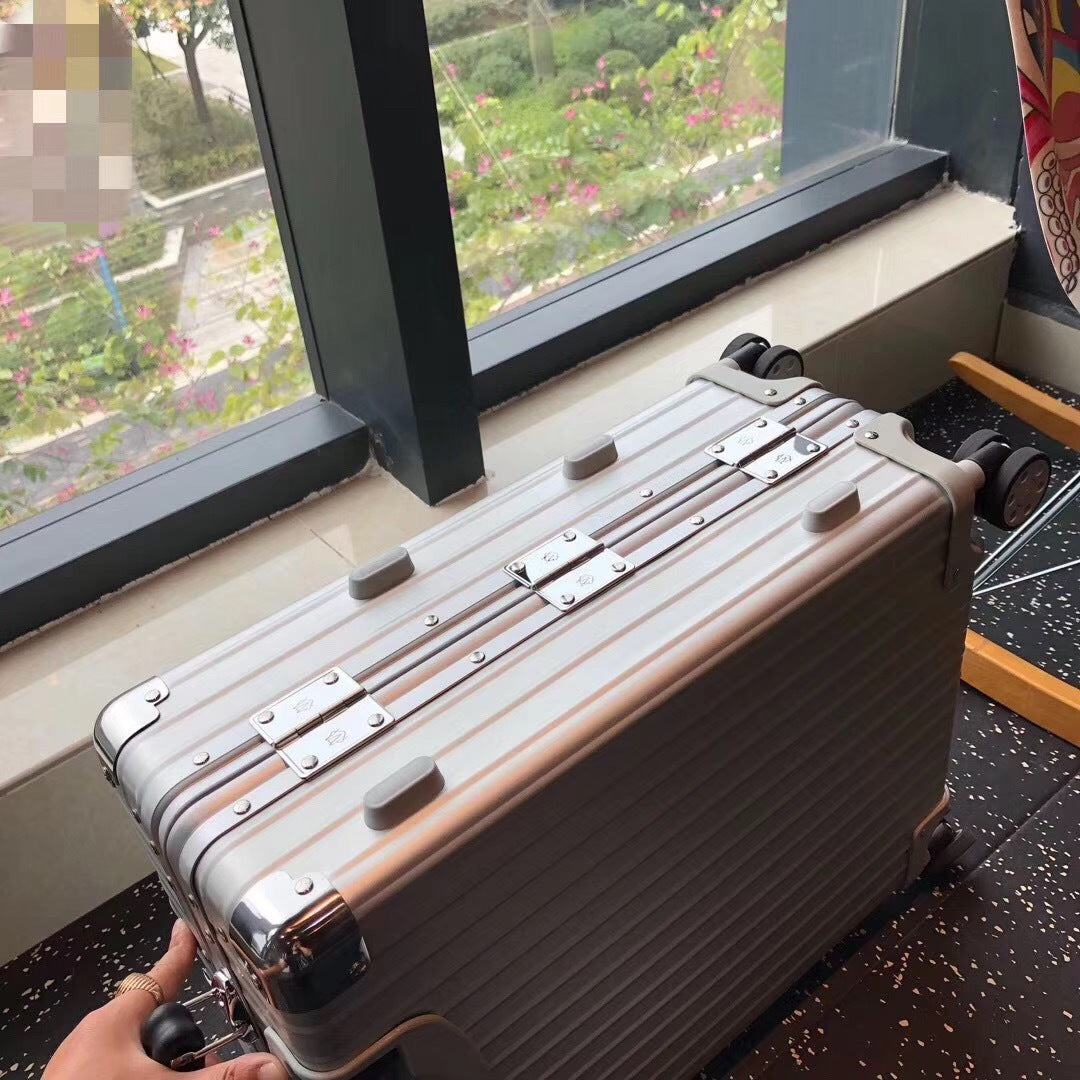 Mala Rimowa de Bordo - Cabin