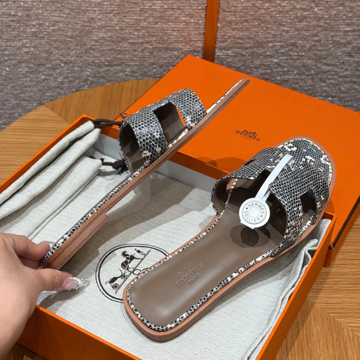 Hermès Oran – Couro Texturizado
