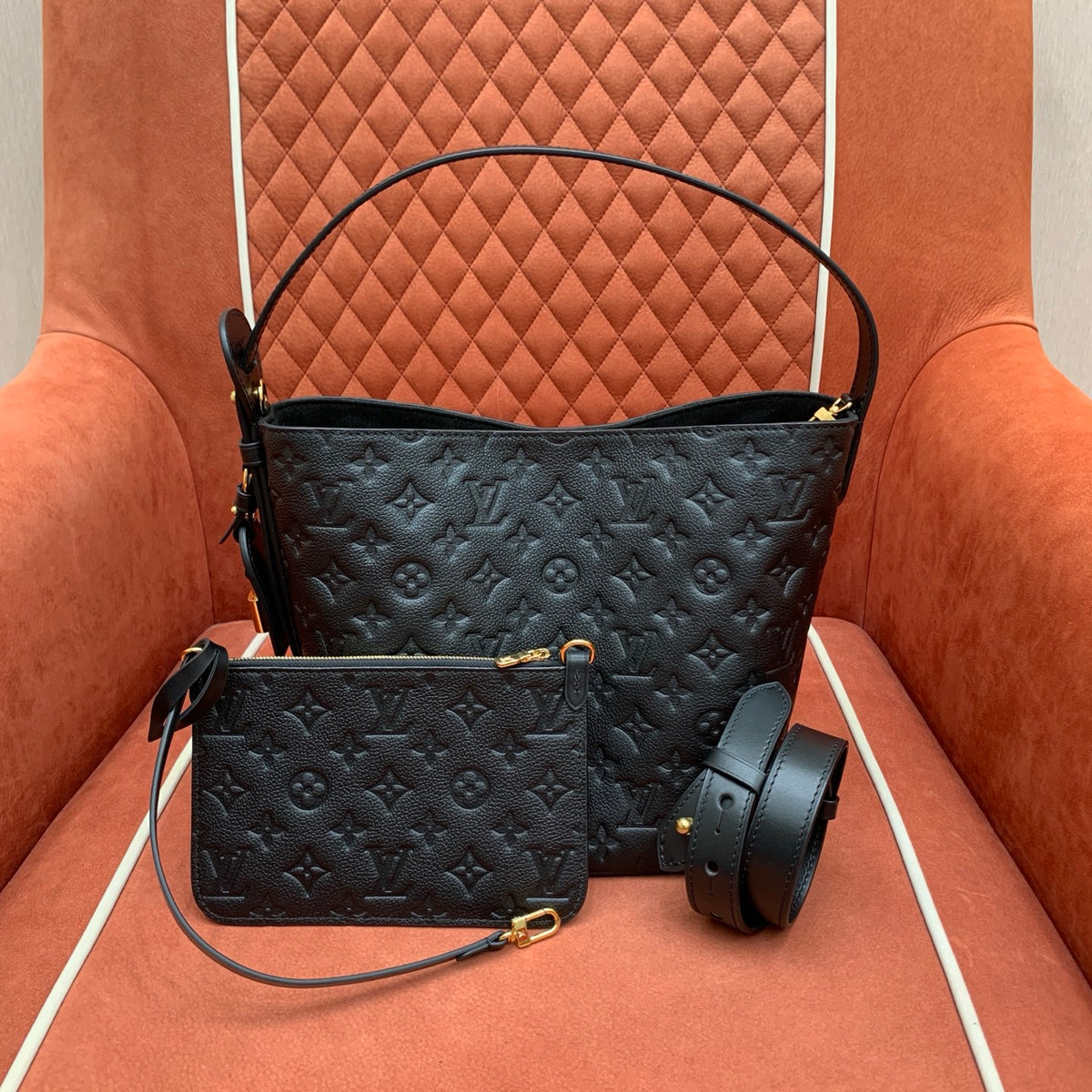 Bolsa Louis Vuitton All In - 24 cm