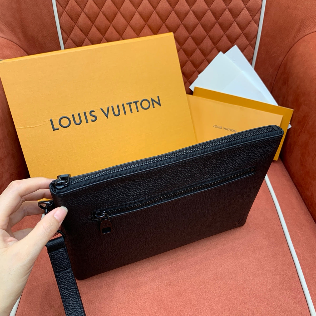 Bolsa Louis Vuitton Takeoff - 30 cm