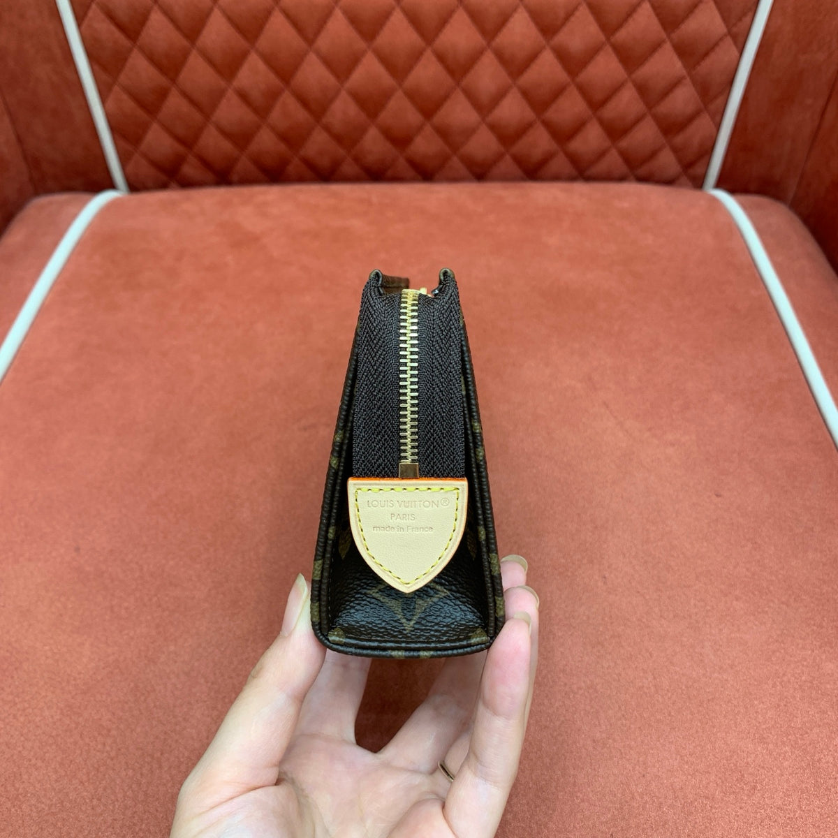 Louis Vuitton Pochette - 15 cm